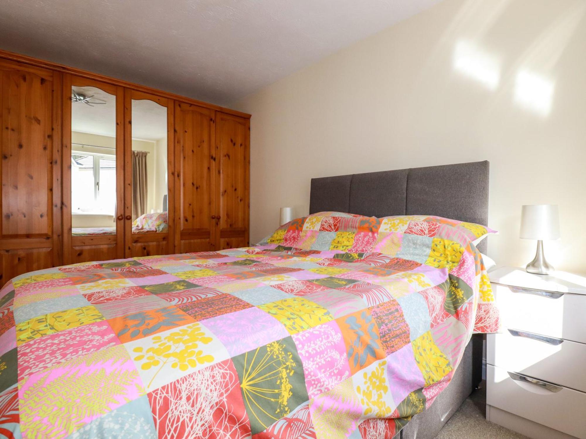12 Kel Avon Villa Труро Екстериор снимка