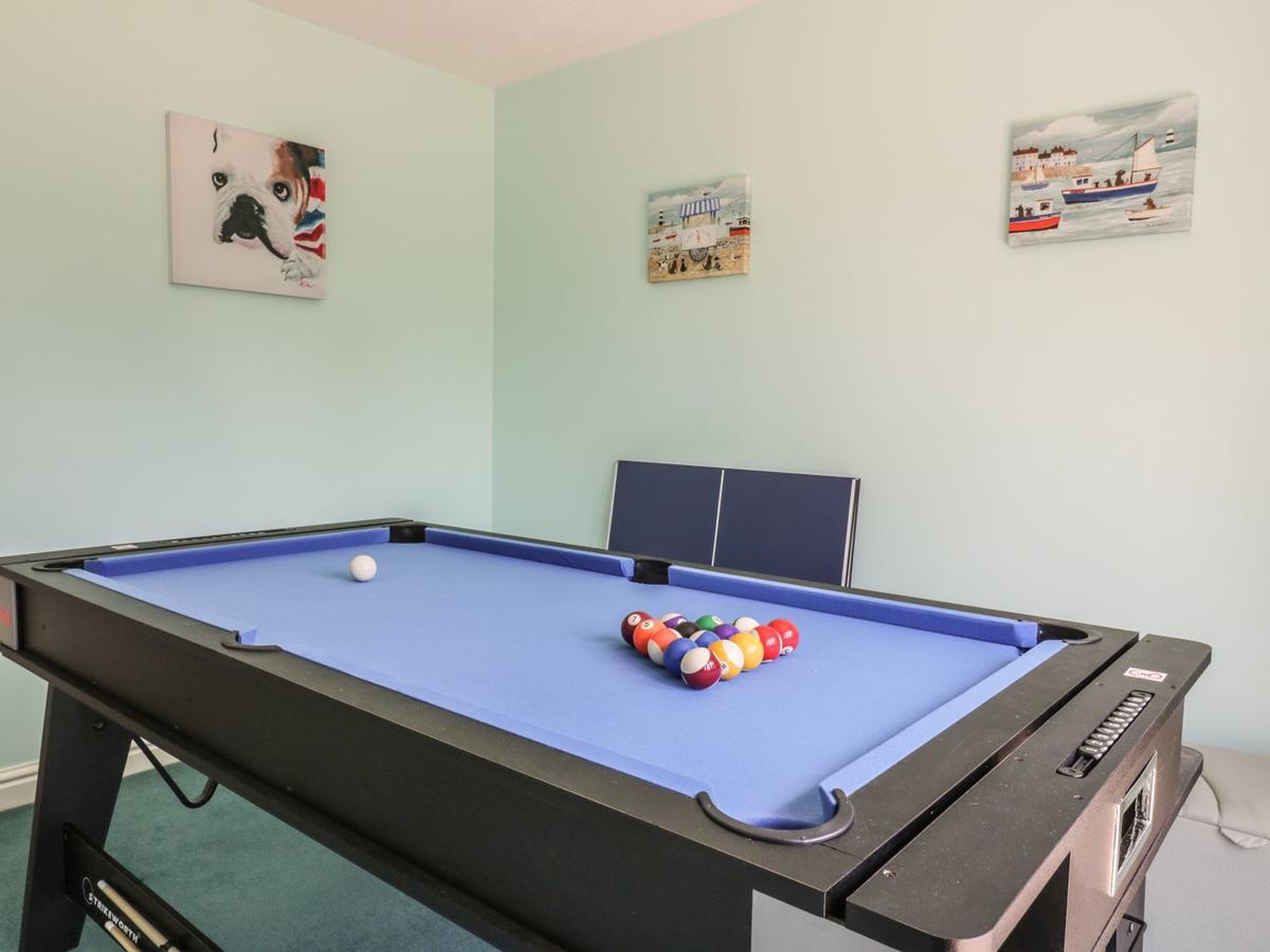 12 Kel Avon Villa Труро Екстериор снимка